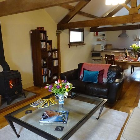 Glanhenwye Courtyard Cottages Glasbury Exteriér fotografie