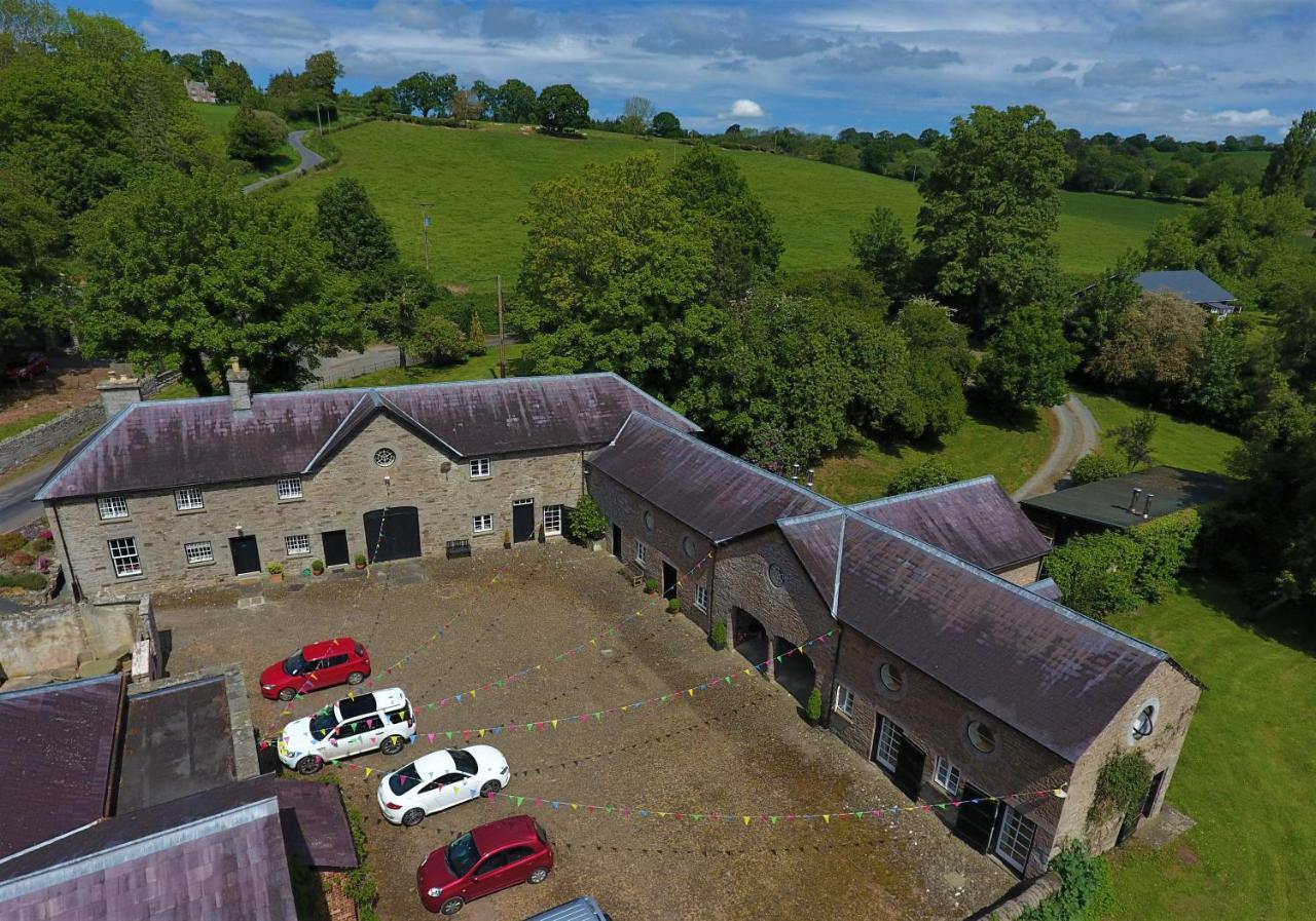 Glanhenwye Courtyard Cottages Glasbury Exteriér fotografie