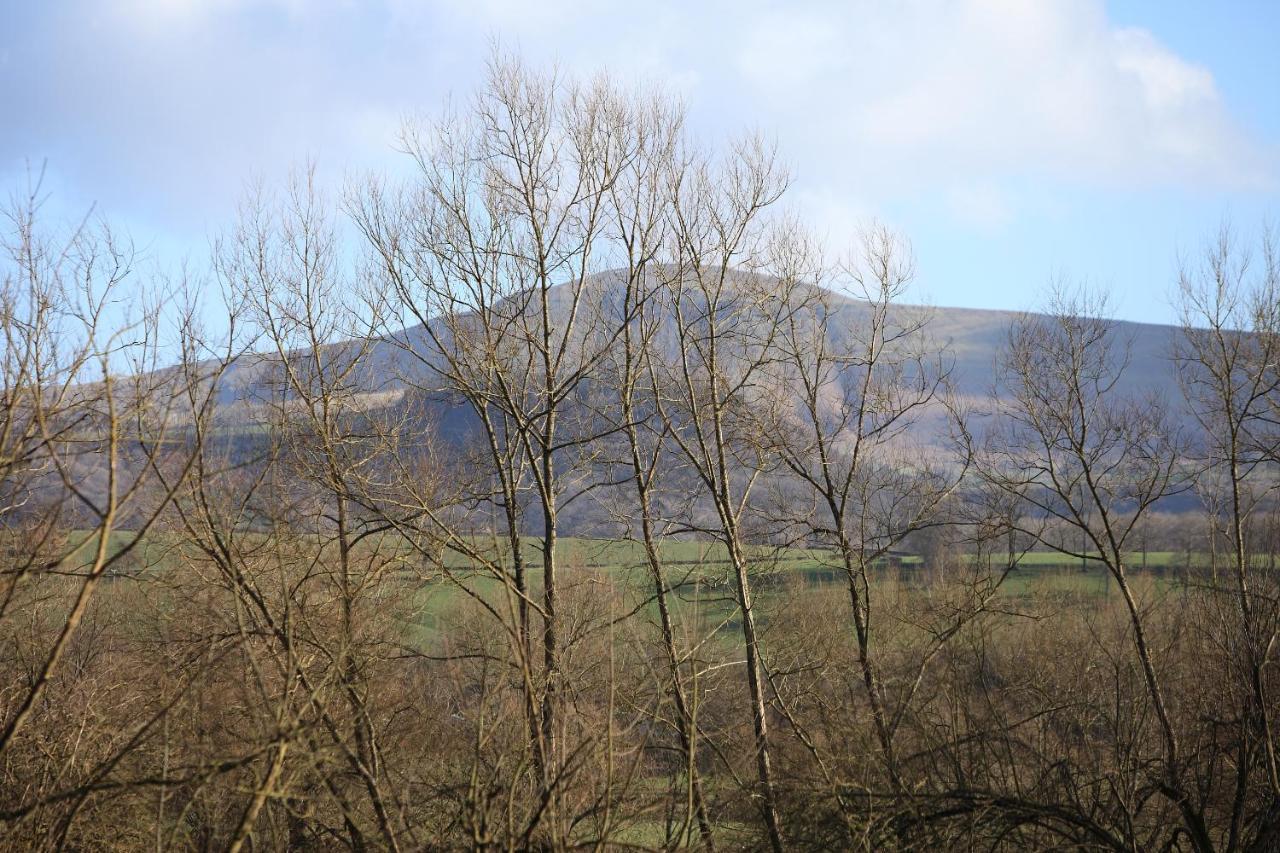 Glanhenwye Courtyard Cottages Glasbury Exteriér fotografie