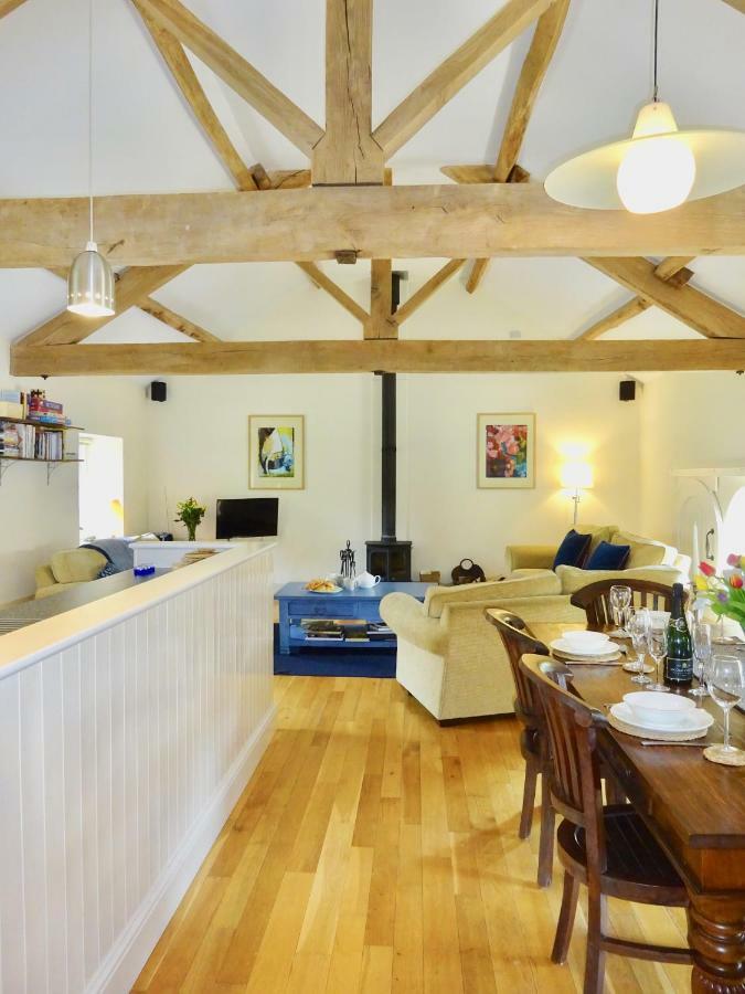 Glanhenwye Courtyard Cottages Glasbury Exteriér fotografie